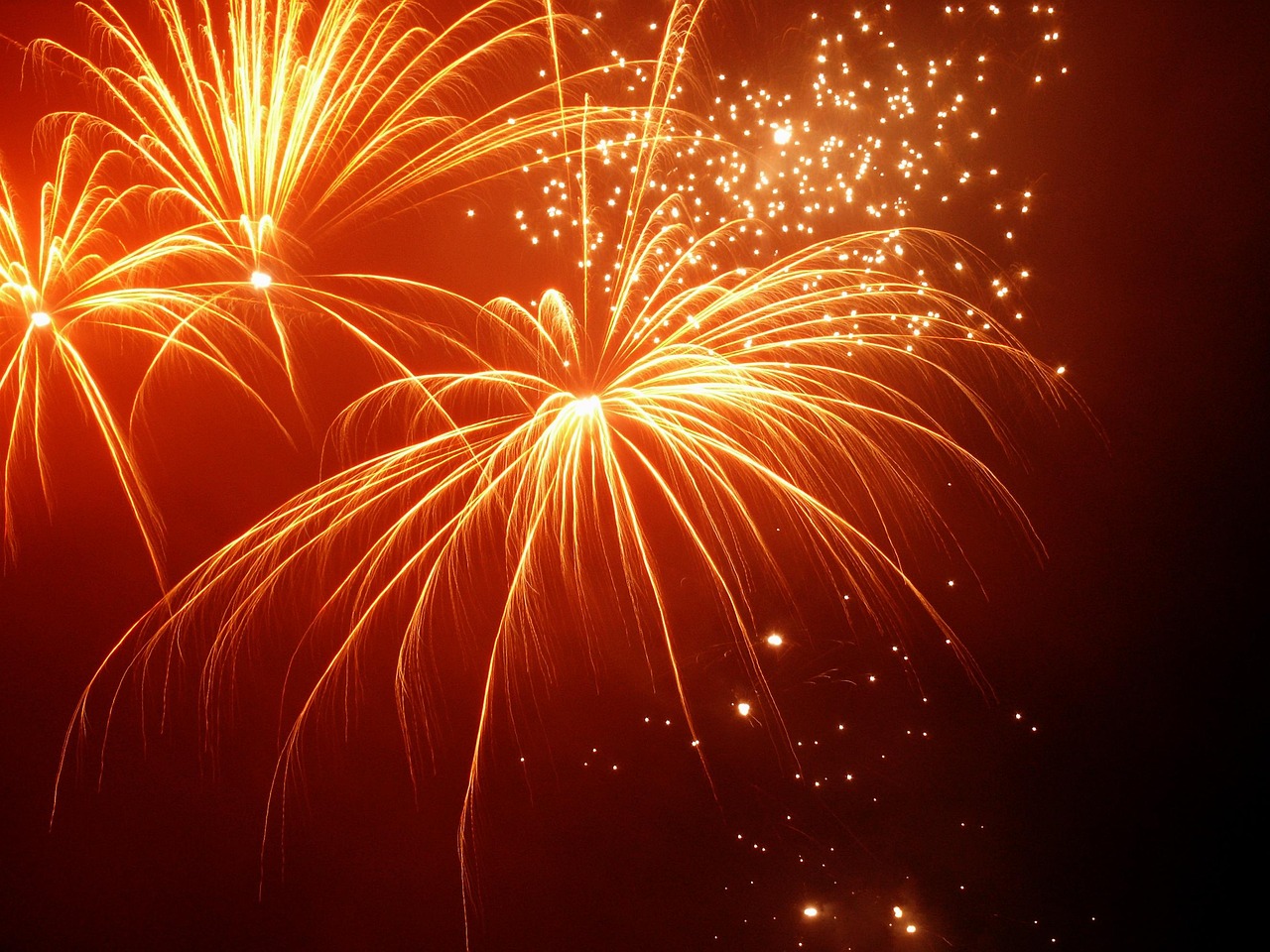 Fireworks, happy new year, sylvester — Rozwój Bezpiecznych i Regulowanych Kasyn Online w Polsce: Od Regulacji do Odpowiedzial