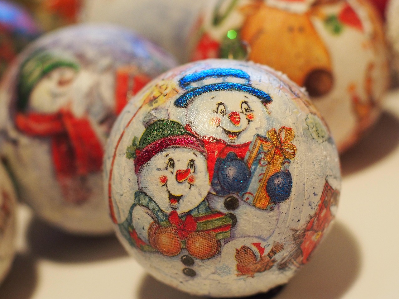 Christmas, balls, holidays — Secrets to Winning at the Best Online Casino Canada Real Money