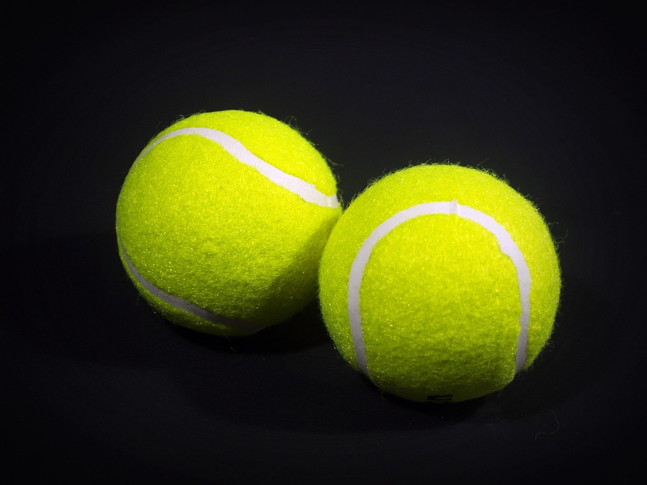 Ball, free background, white — Найкрасивіші озера та водоспади України для вашого натхнення